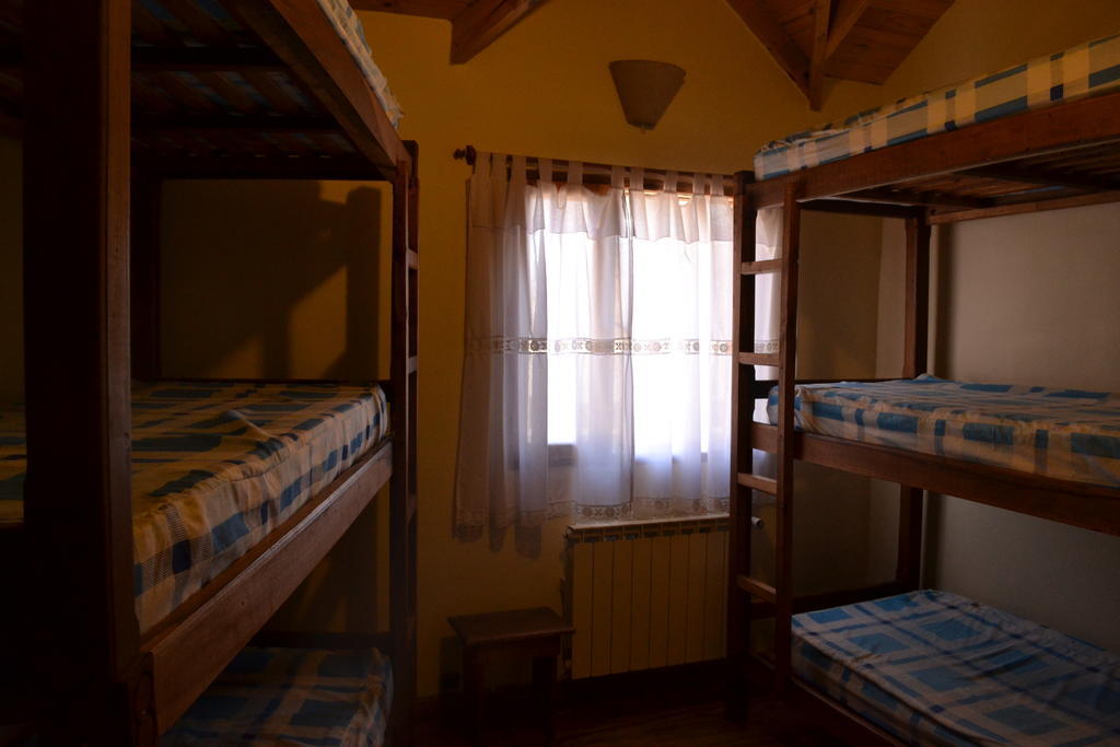 Camping Y Hostal El Ovejero El Calafate Room photo