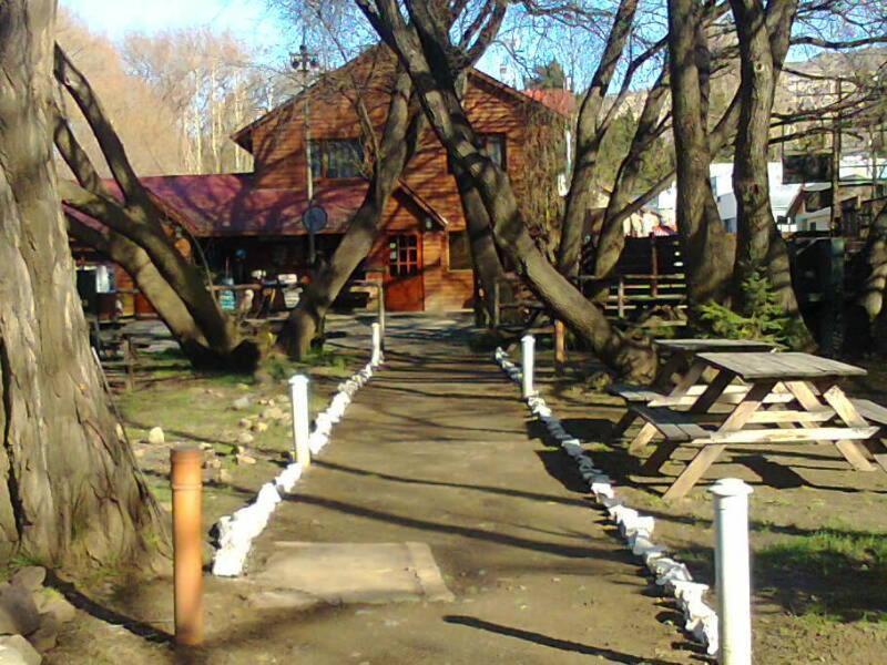 Camping Y Hostal El Ovejero El Calafate Exterior photo